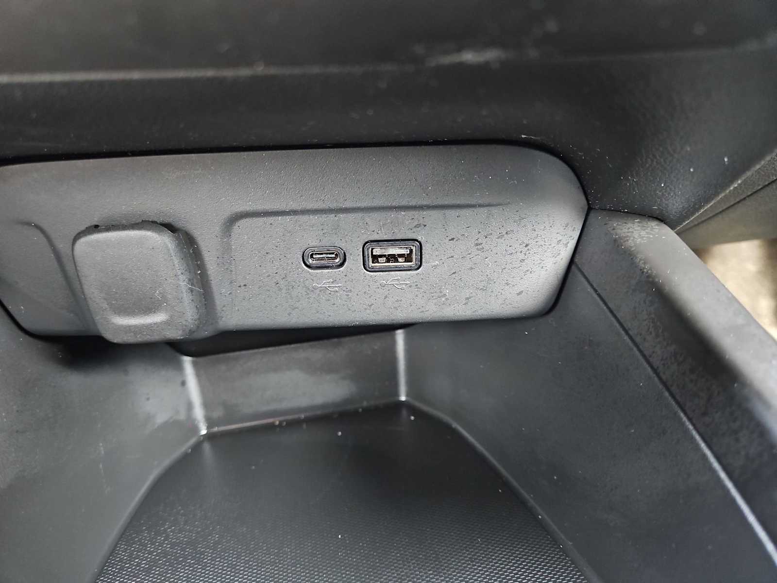 Thumbnail: 2024 Chevrolet Trax - 31