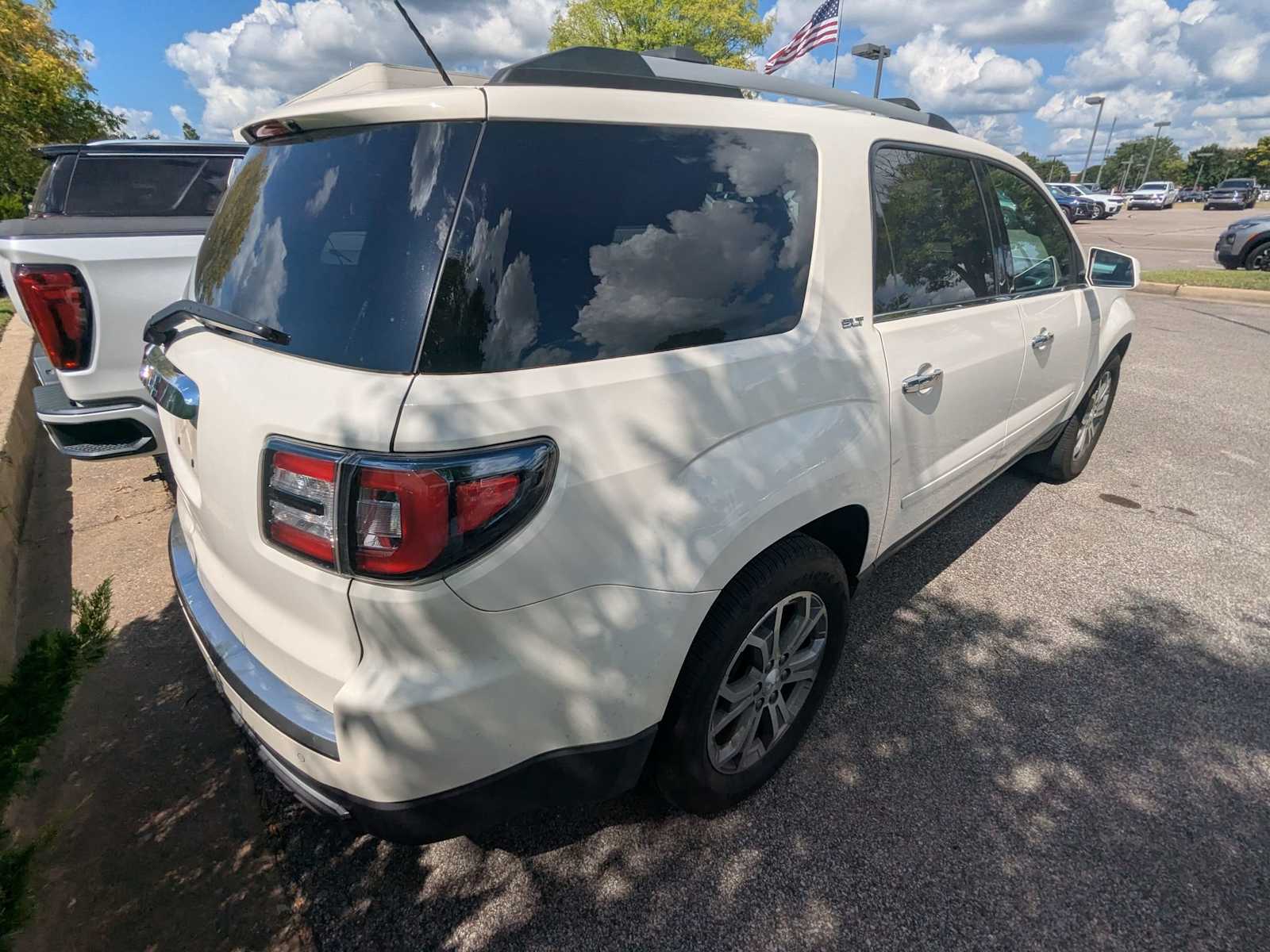 Thumbnail: 2013 GMC Acadia - 4