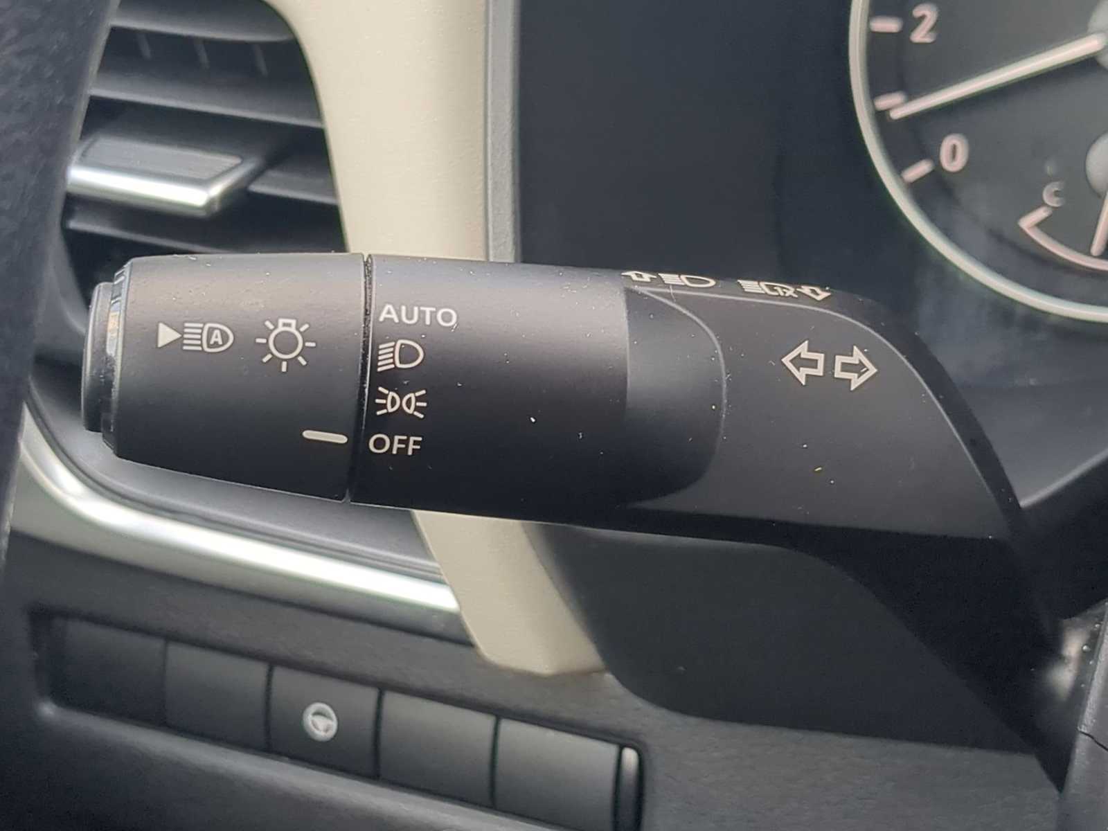 Thumbnail: 2023 Nissan Rogue - 26