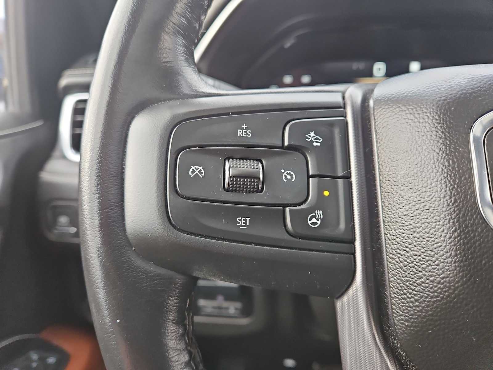 Thumbnail: 2023 GMC Yukon - 26