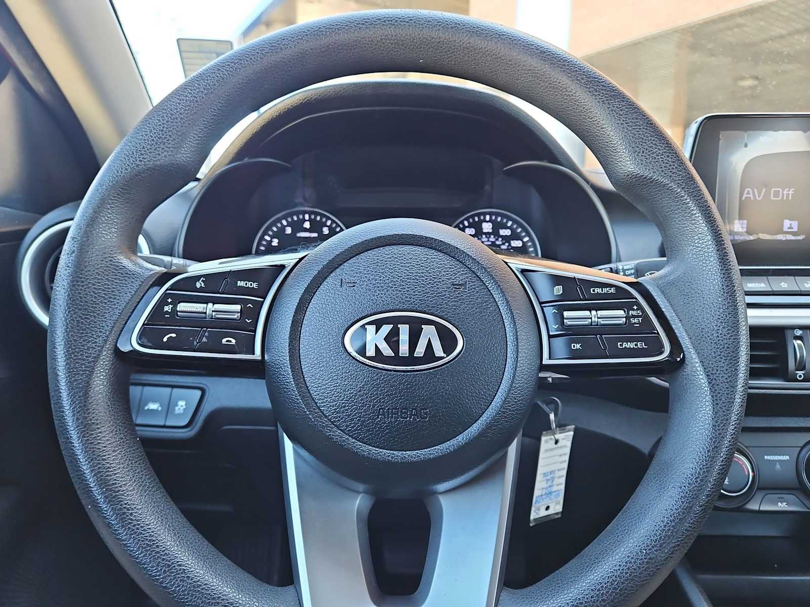 Thumbnail: 2021 Kia Forte - 23
