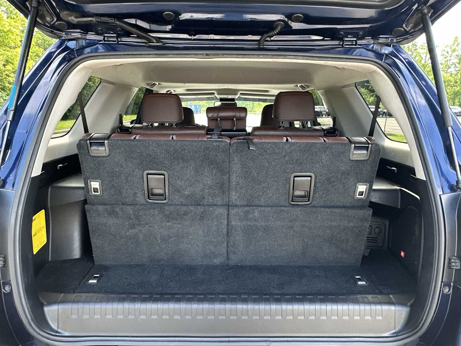 Thumbnail: 2015 Toyota 4Runner - 43