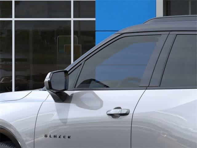 Thumbnail: 2026 Chevrolet Blazer - 12