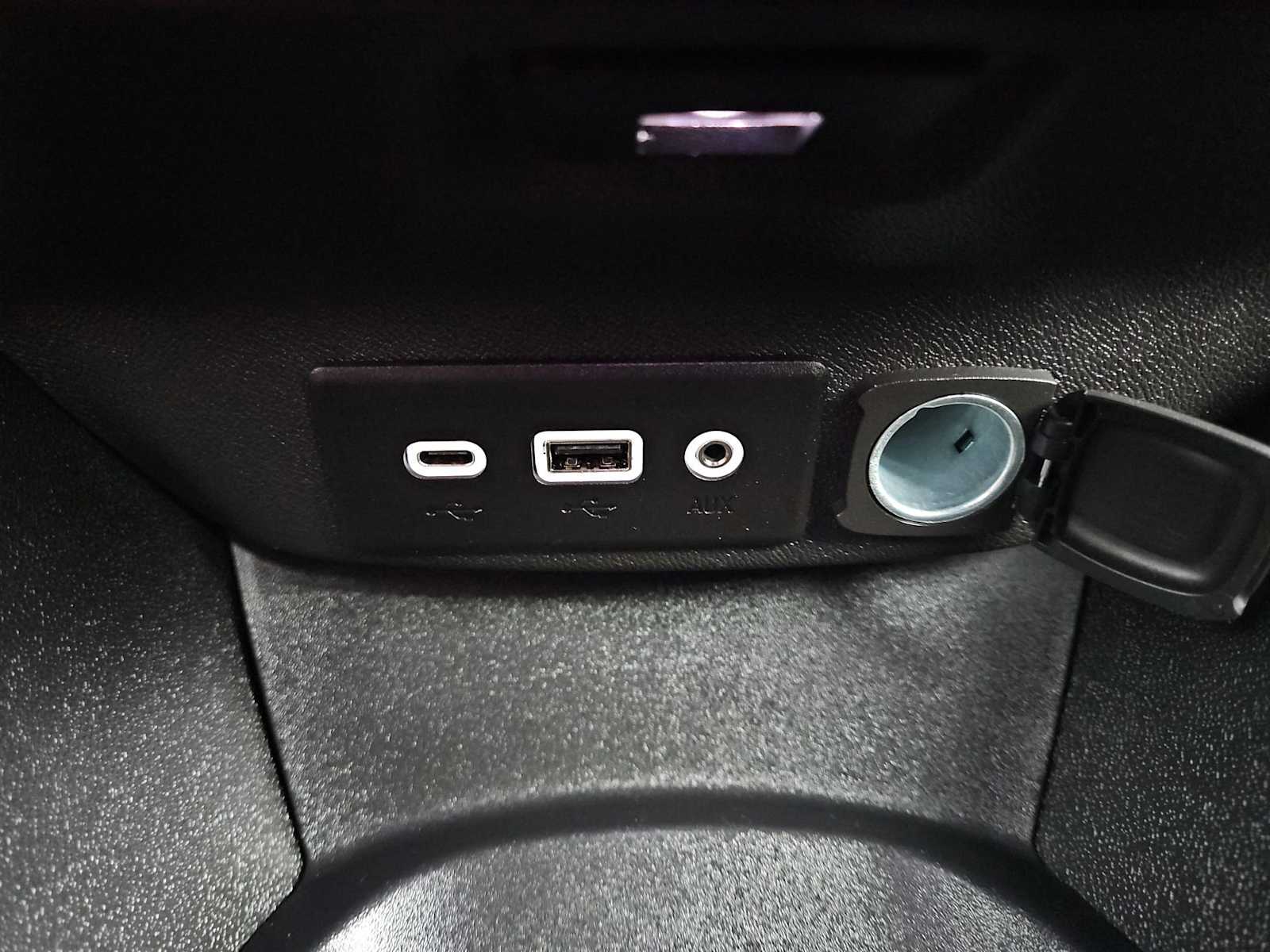 Thumbnail: 2025 Chevrolet Malibu - 31