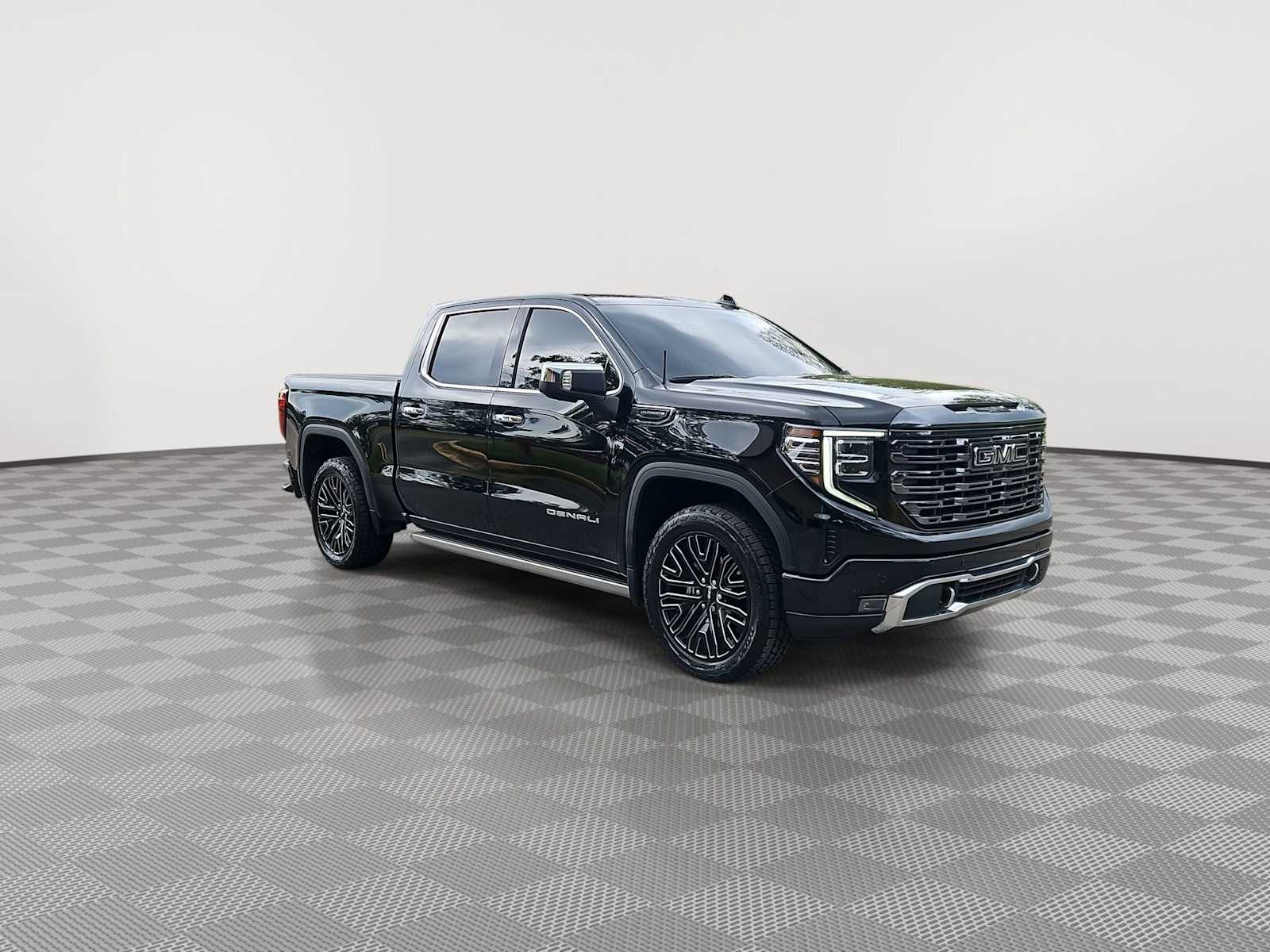 Thumbnail: 2022 GMC Sierra 1500 - 2