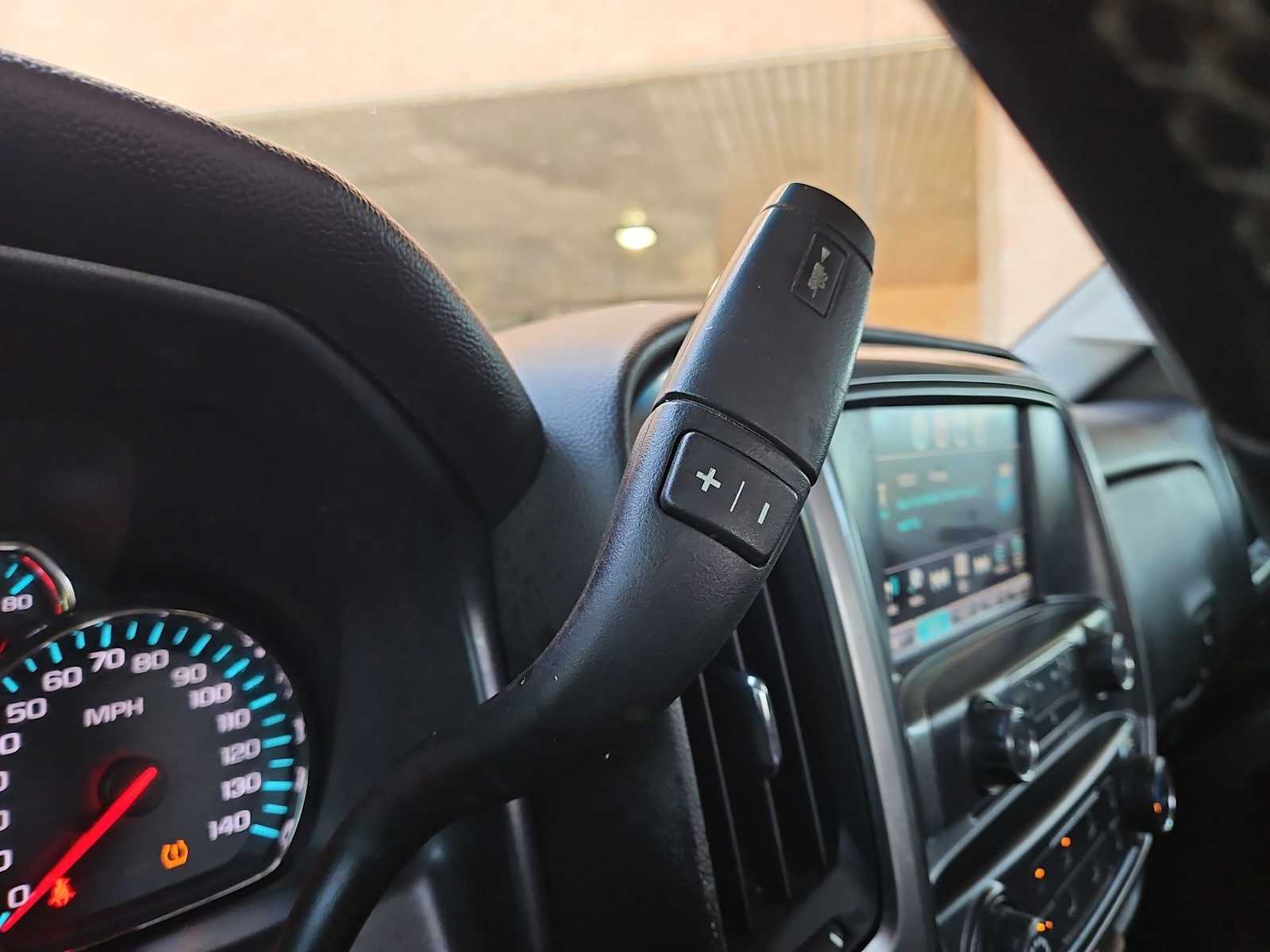 Thumbnail: 2019 Chevrolet Silverado 1500 - 31