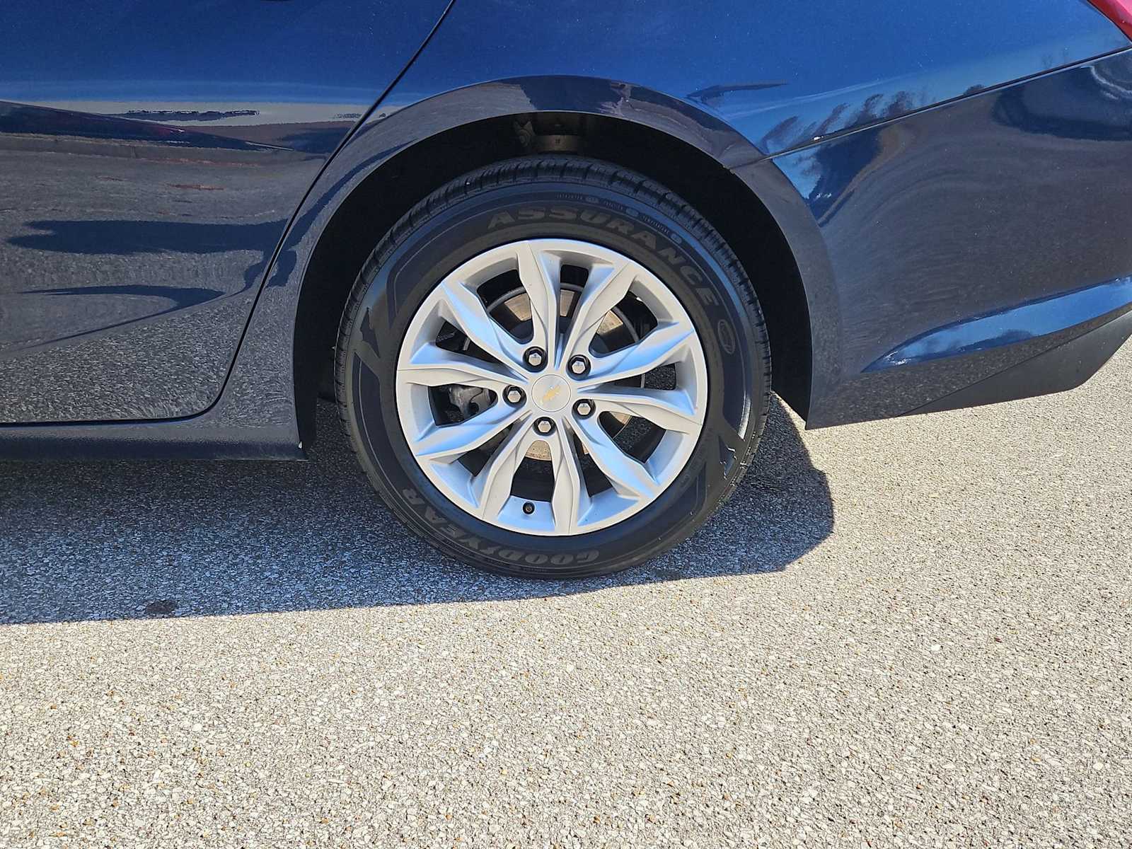 Thumbnail: 2022 Chevrolet Malibu - 14