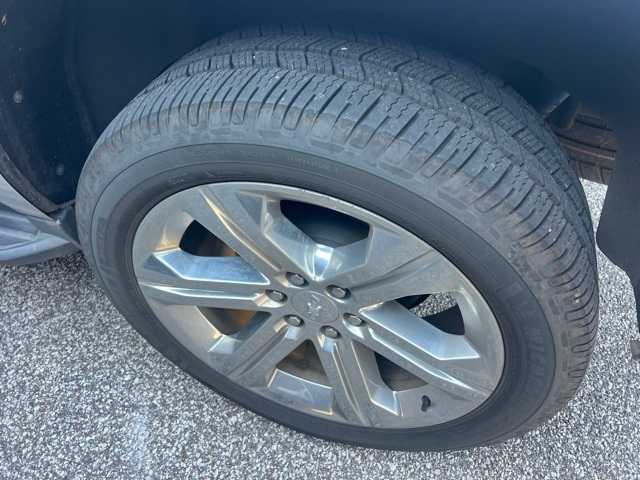 Thumbnail: 2016 Chevrolet Tahoe - 9