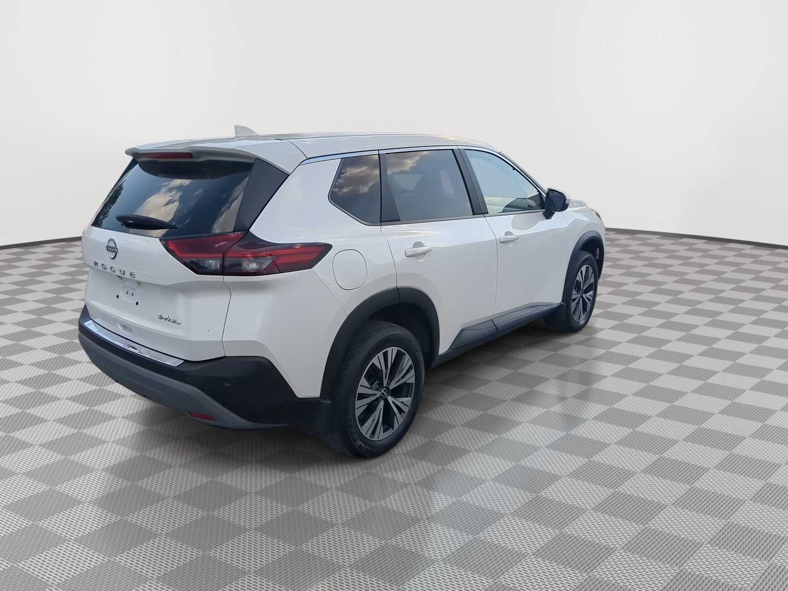 Thumbnail: 2023 Nissan Rogue - 8