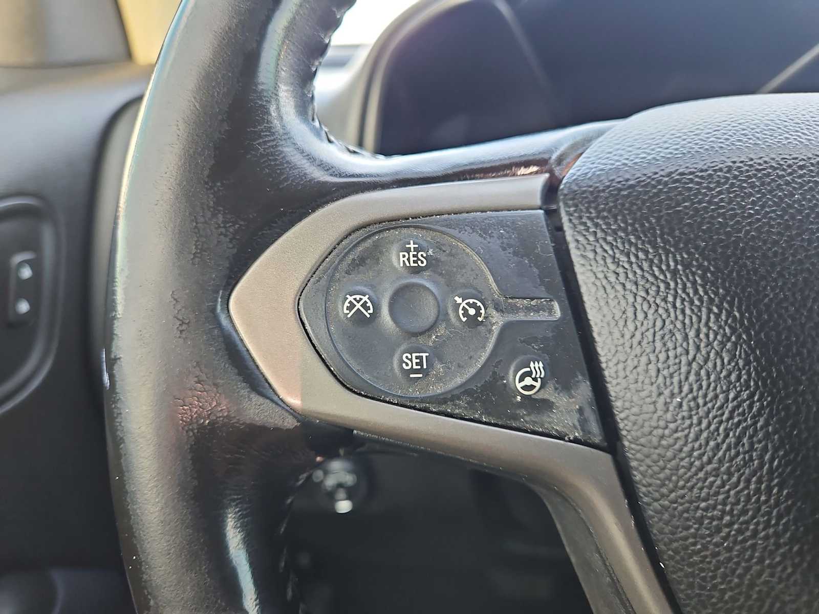 Thumbnail: 2019 Chevrolet Colorado - 24