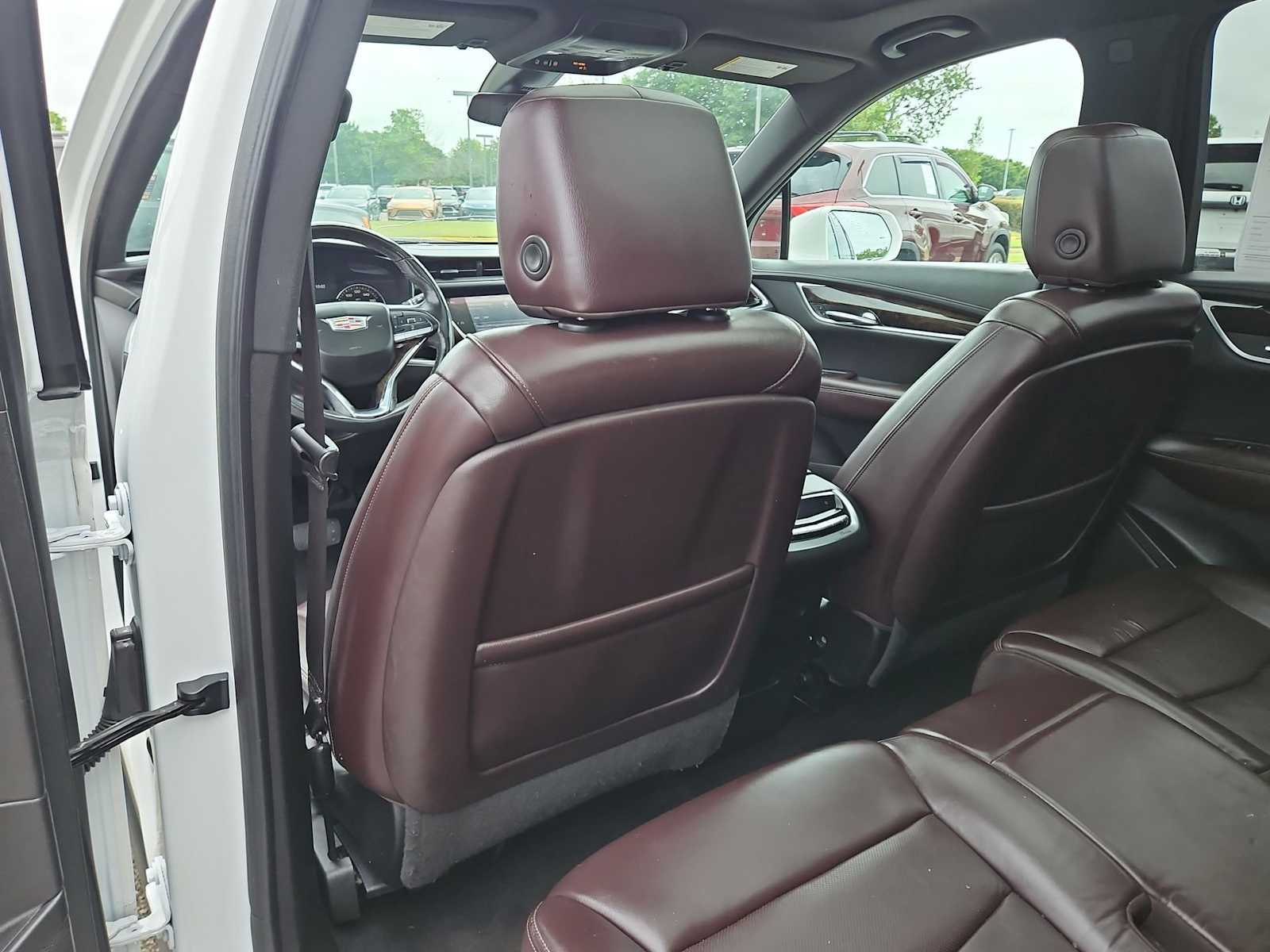 Thumbnail: 2020 Cadillac XT6 - 19