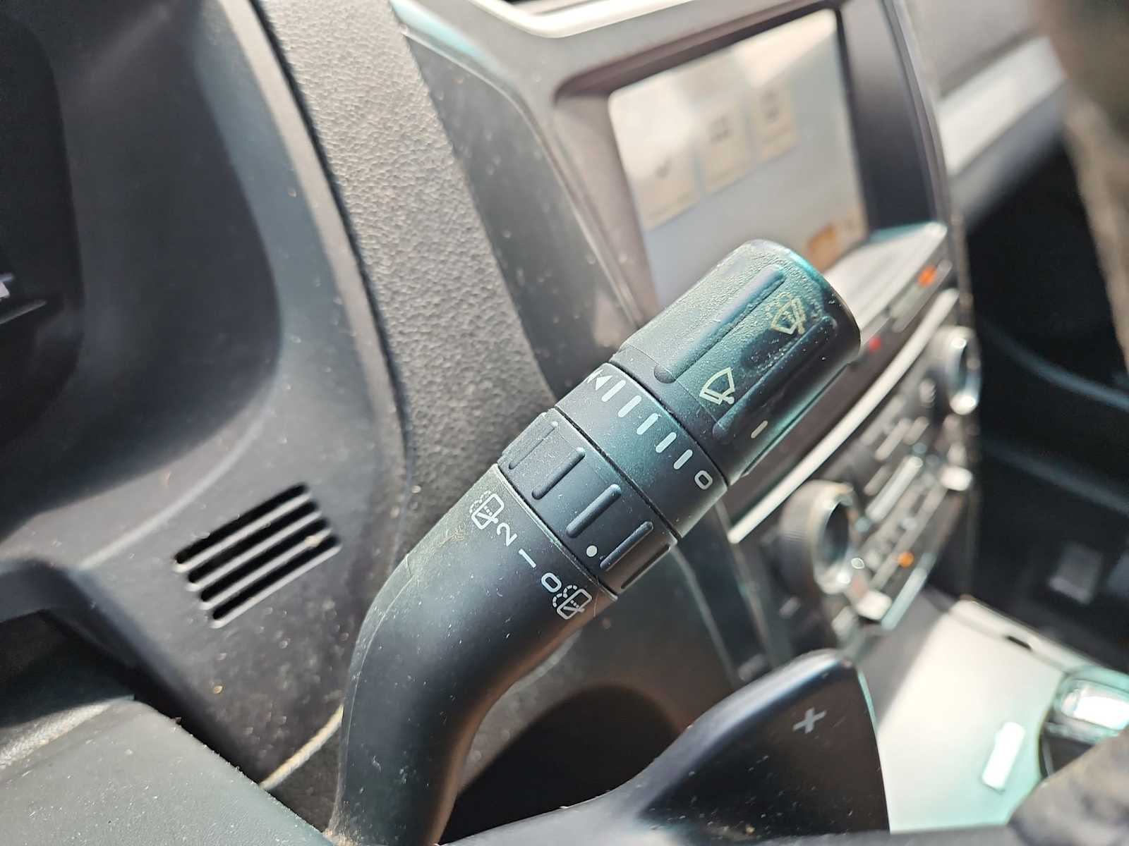 Thumbnail: 2017 Ford Explorer - 25