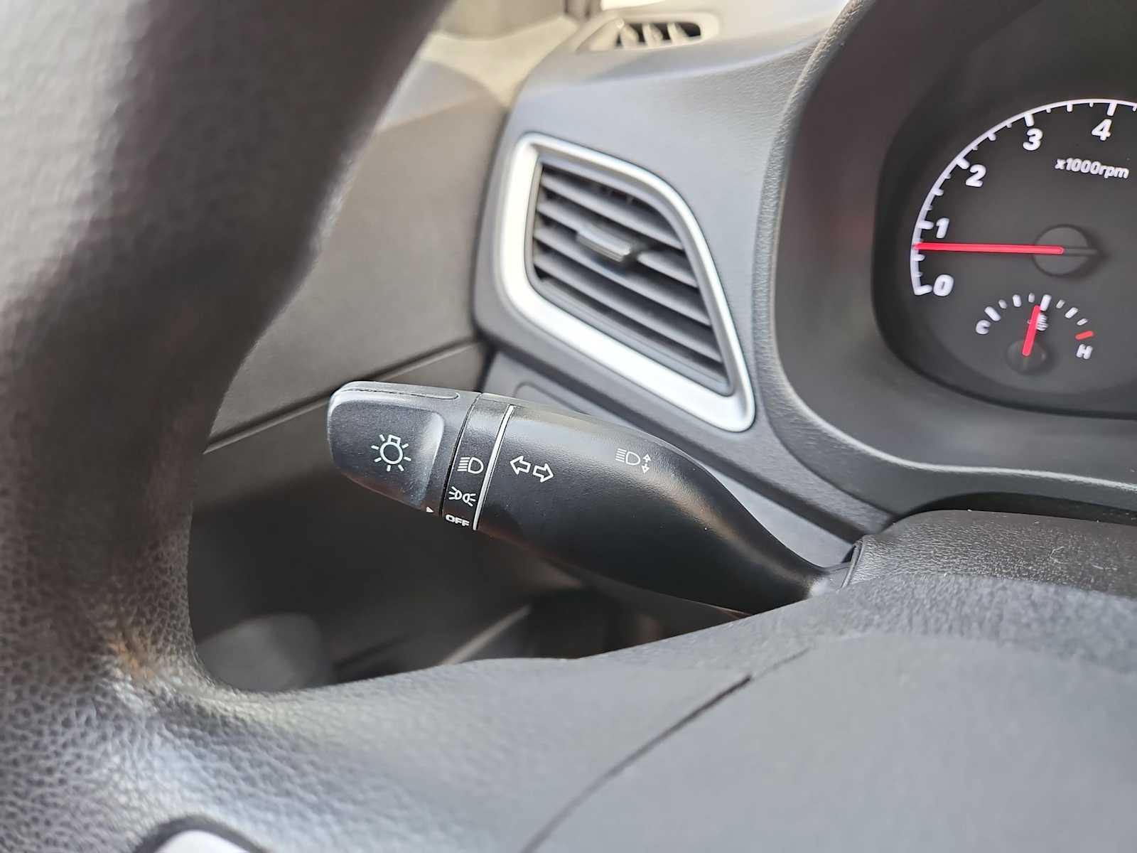 Thumbnail: 2020 Hyundai Accent - 26