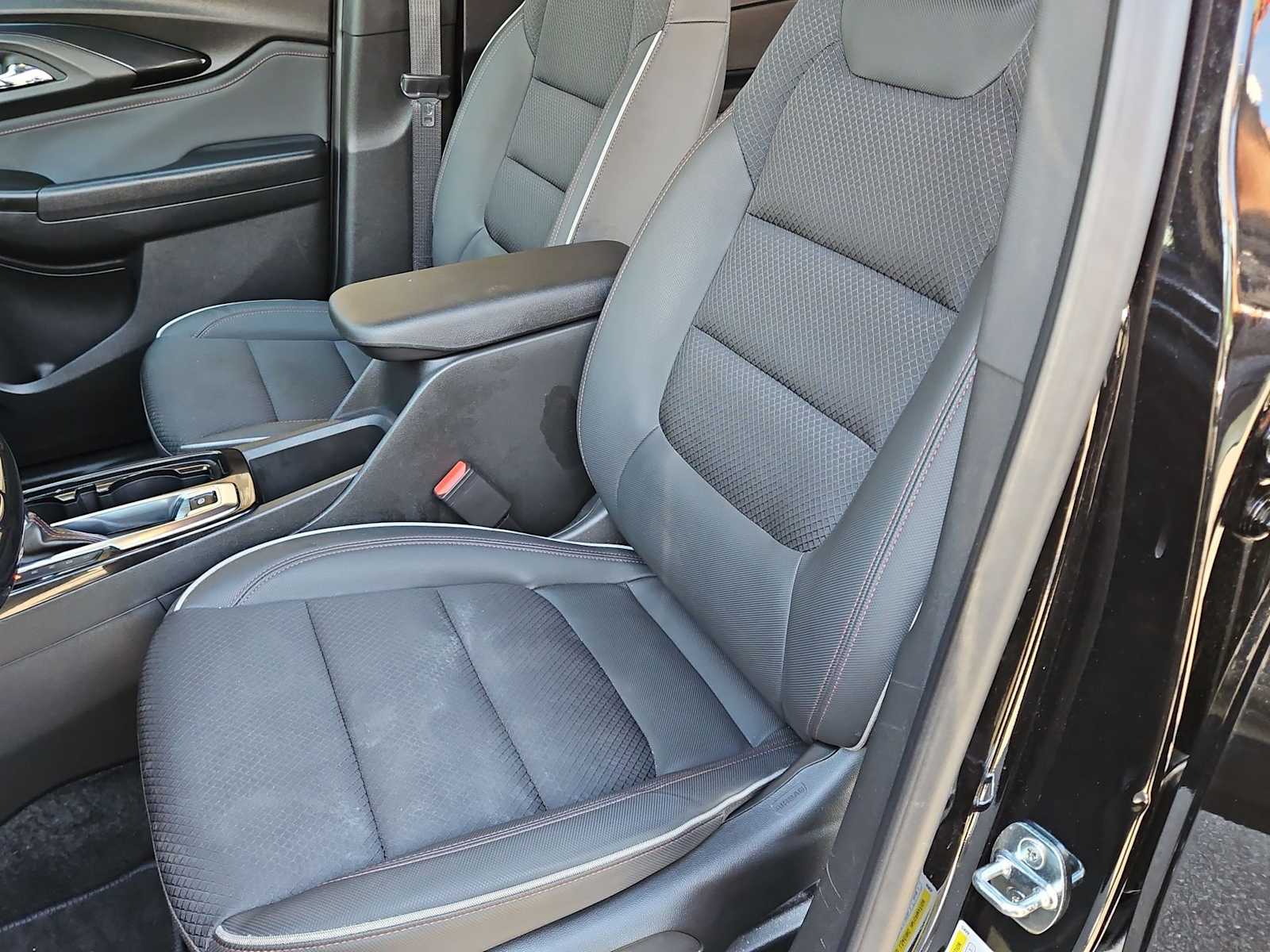 Thumbnail: 2023 Chevrolet TrailBlazer - 16