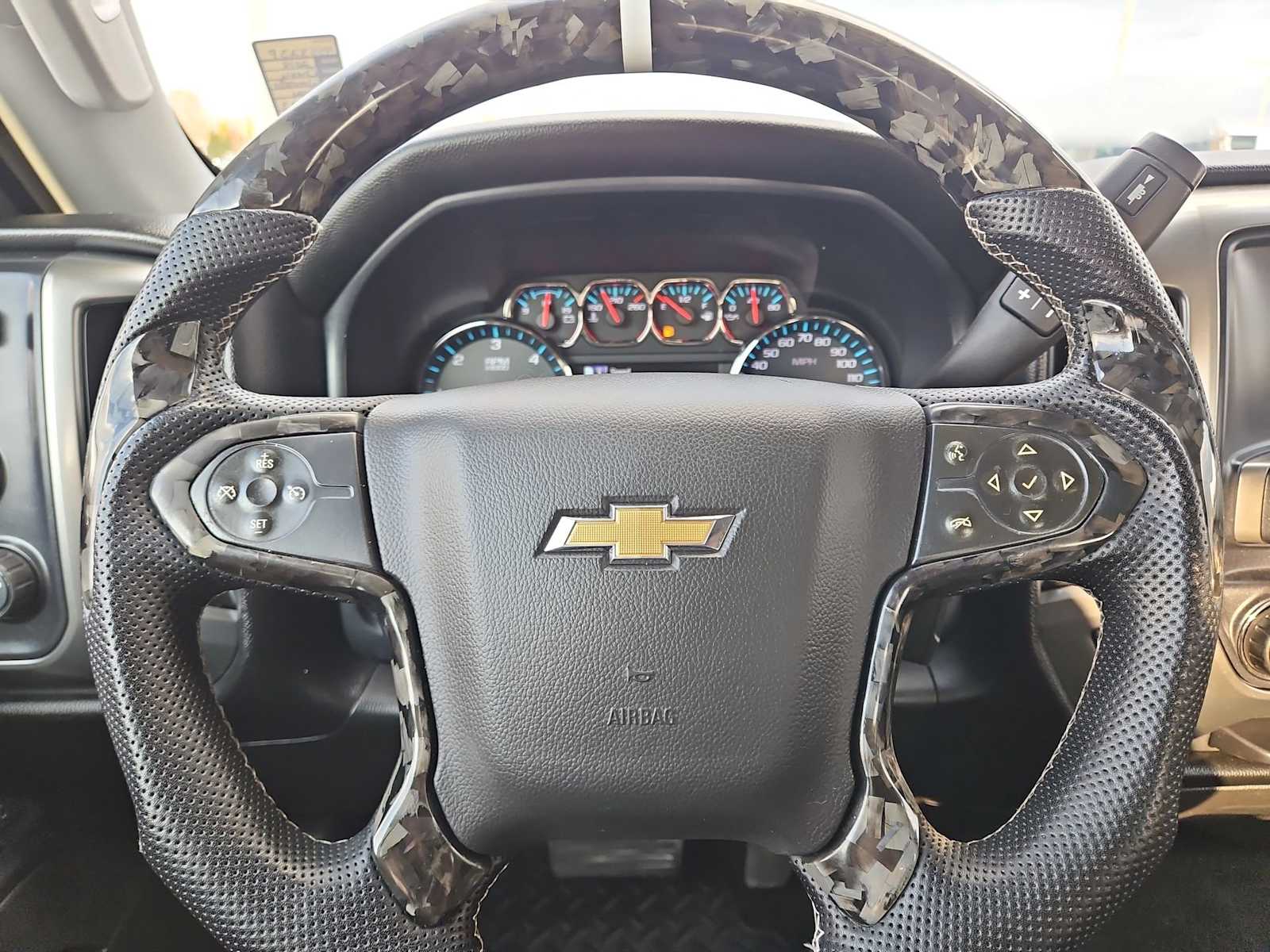 Thumbnail: 2018 Chevrolet Silverado 1500 - 22