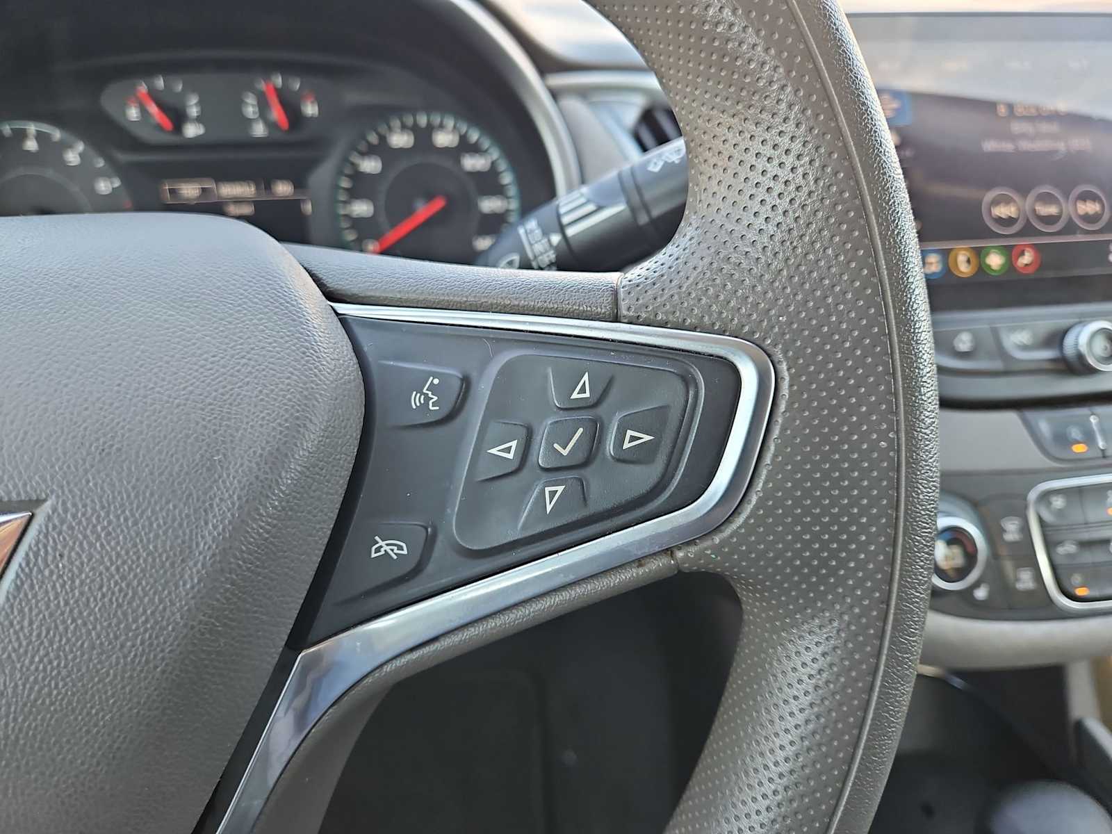 Thumbnail: 2022 Chevrolet Malibu - 25