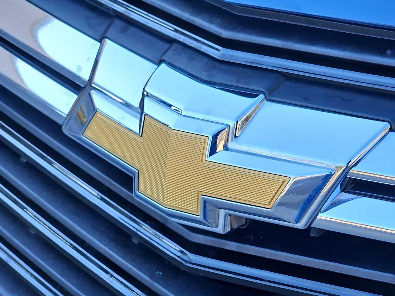 Thumbnail: 2022 Chevrolet Equinox - 12