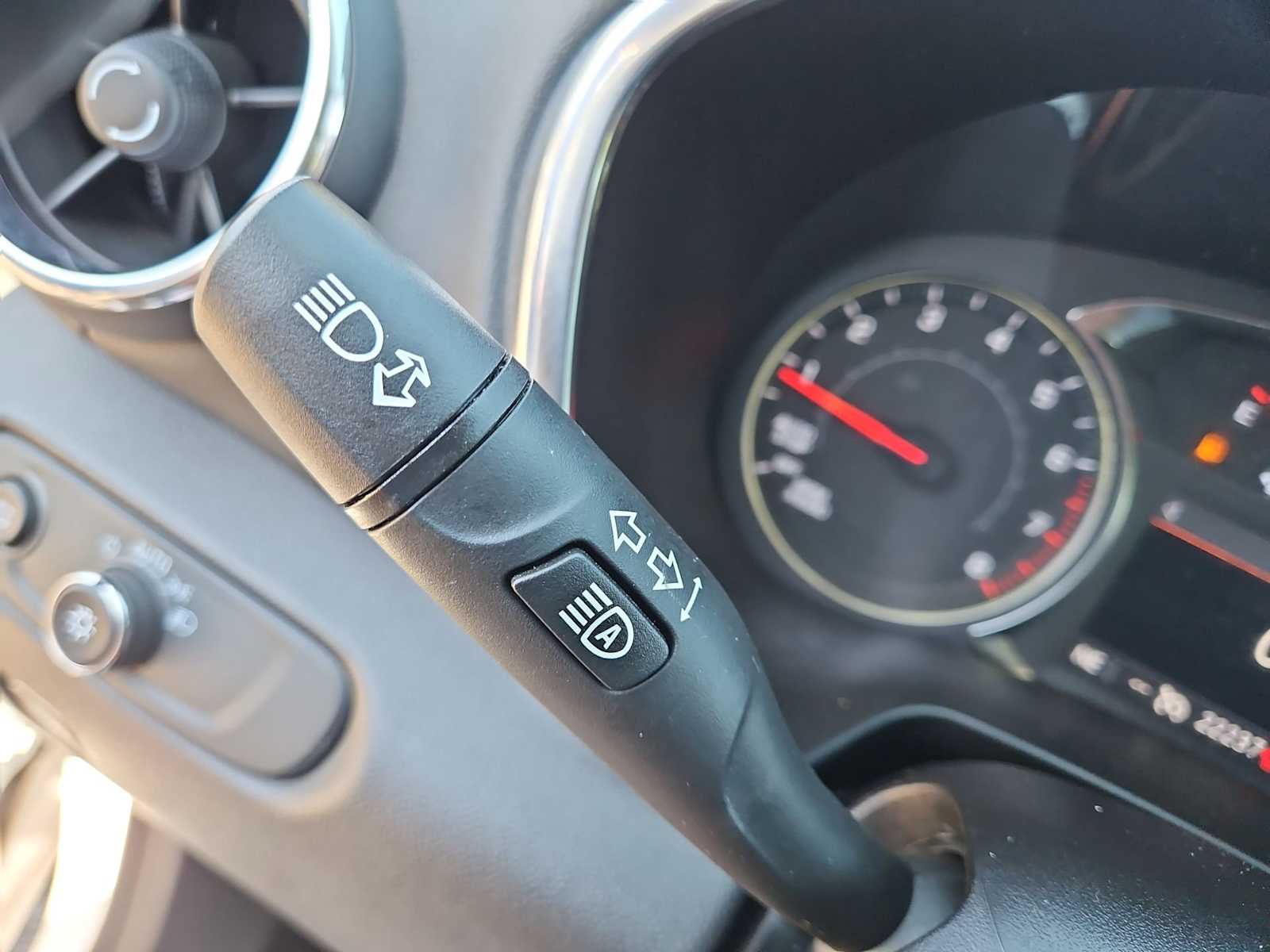 Thumbnail: 2023 Chevrolet Blazer - 27