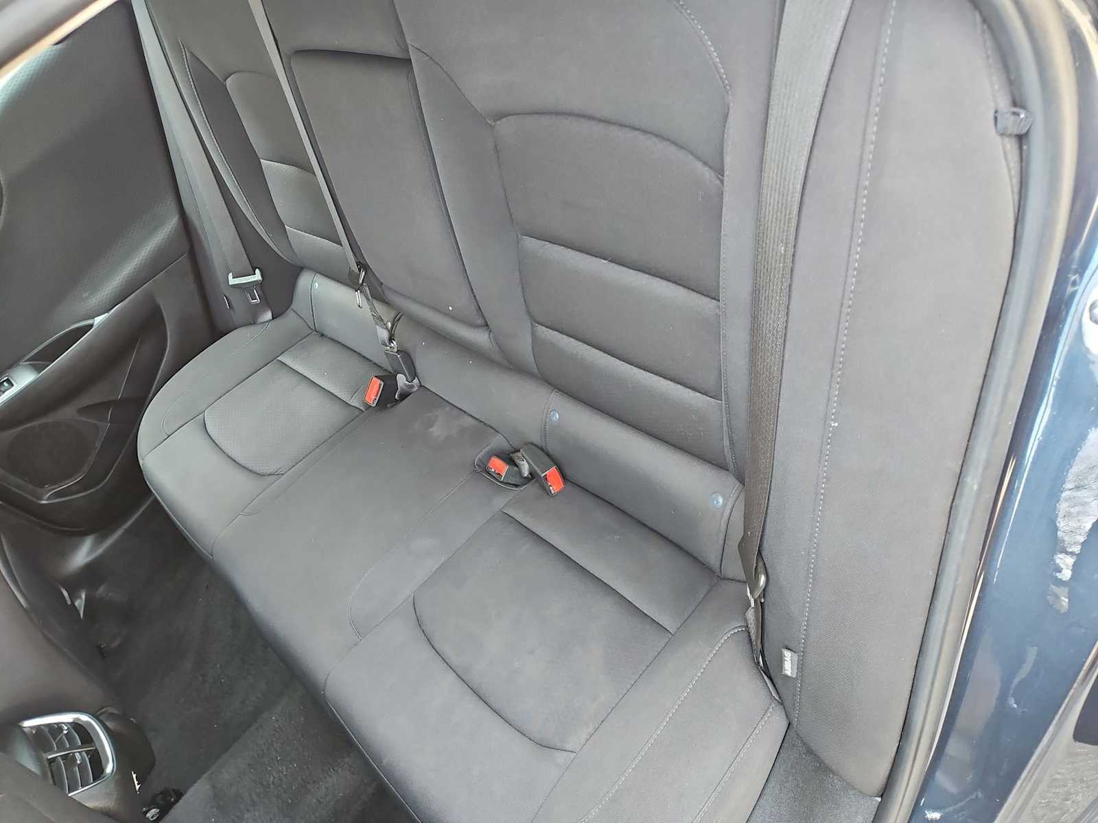 Thumbnail: 2021 Chevrolet Malibu - 20