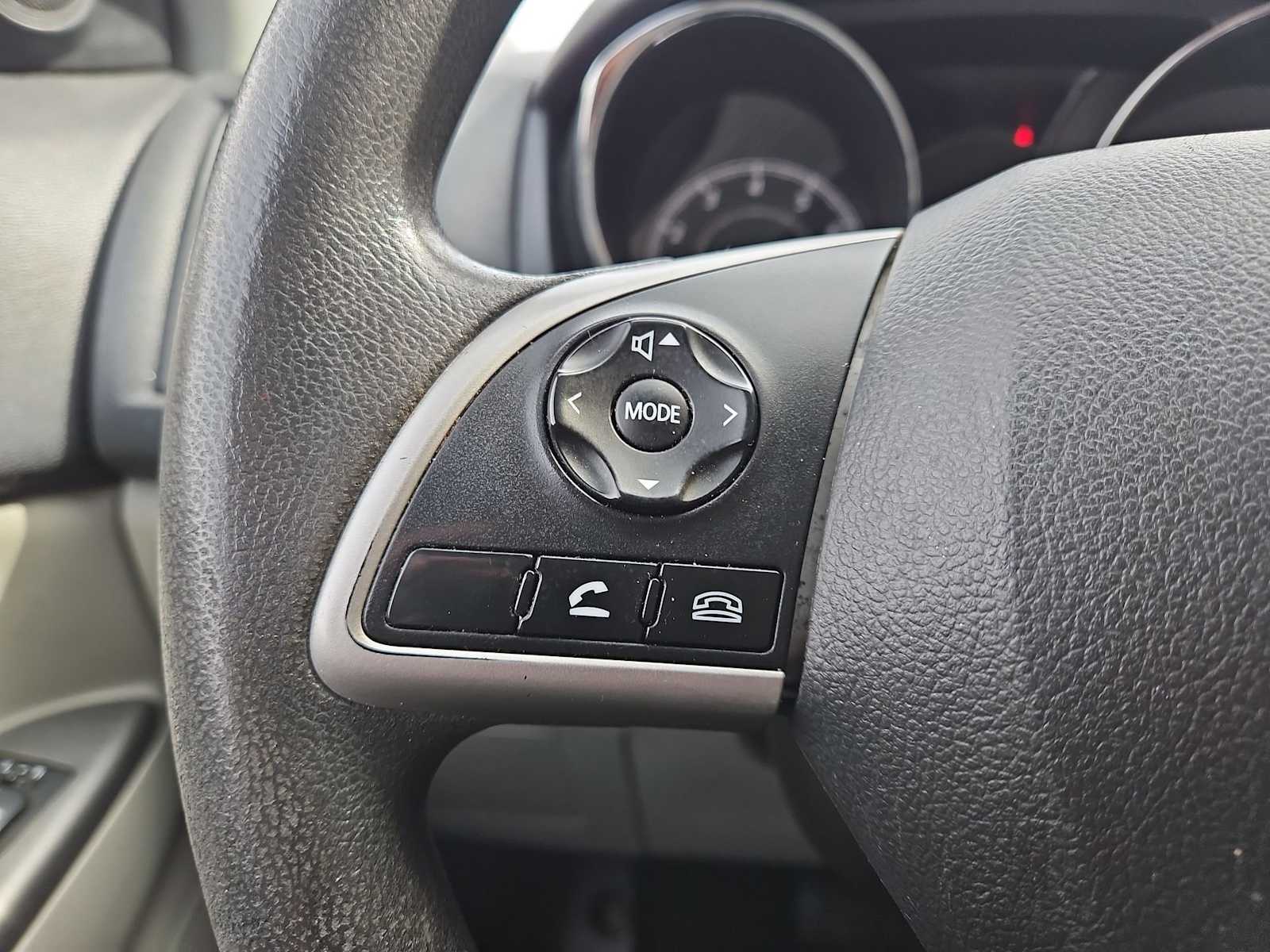 Thumbnail: 2019 Mitsubishi Outlander Sport - 23