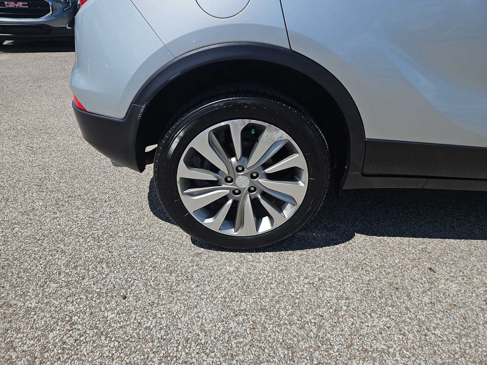 Thumbnail: 2018 Buick Encore - 13