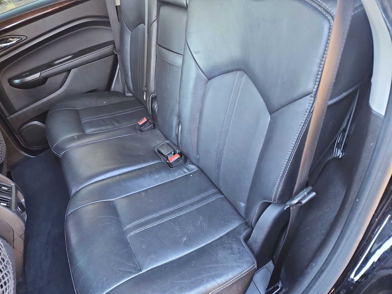 Thumbnail: 2012 Cadillac SRX - 18