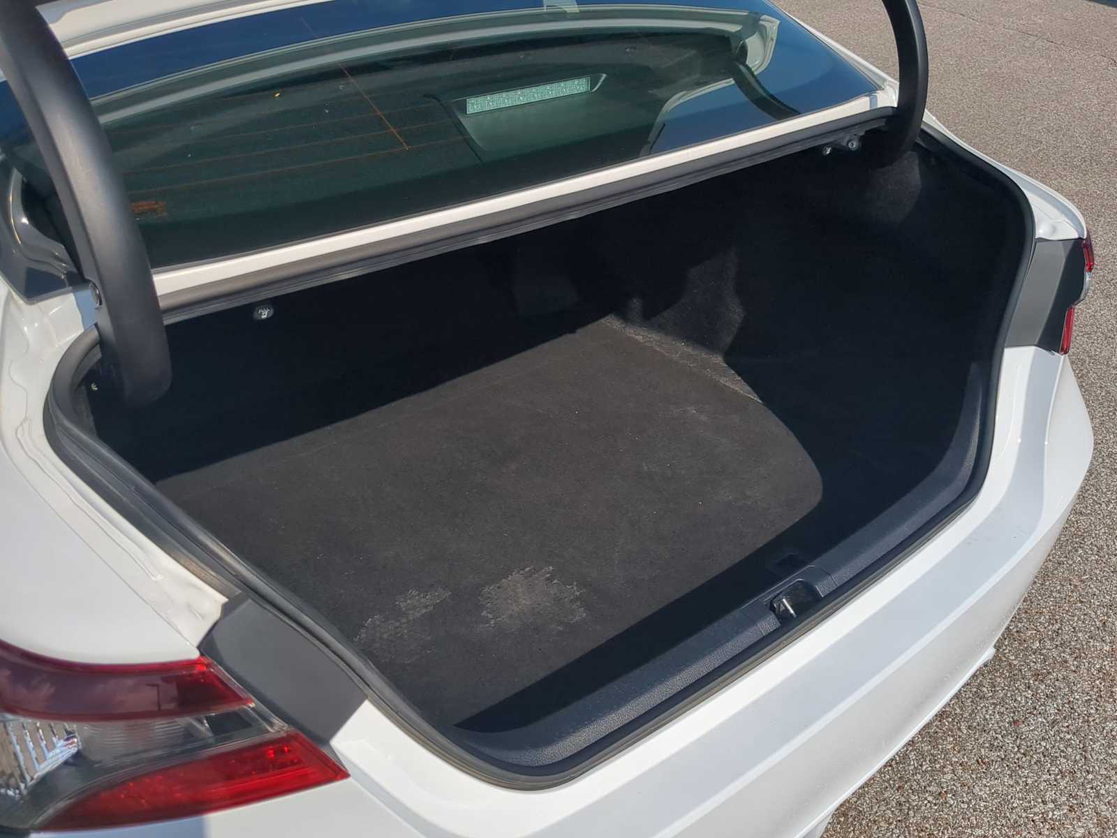 Thumbnail: 2024 Toyota Camry - 32