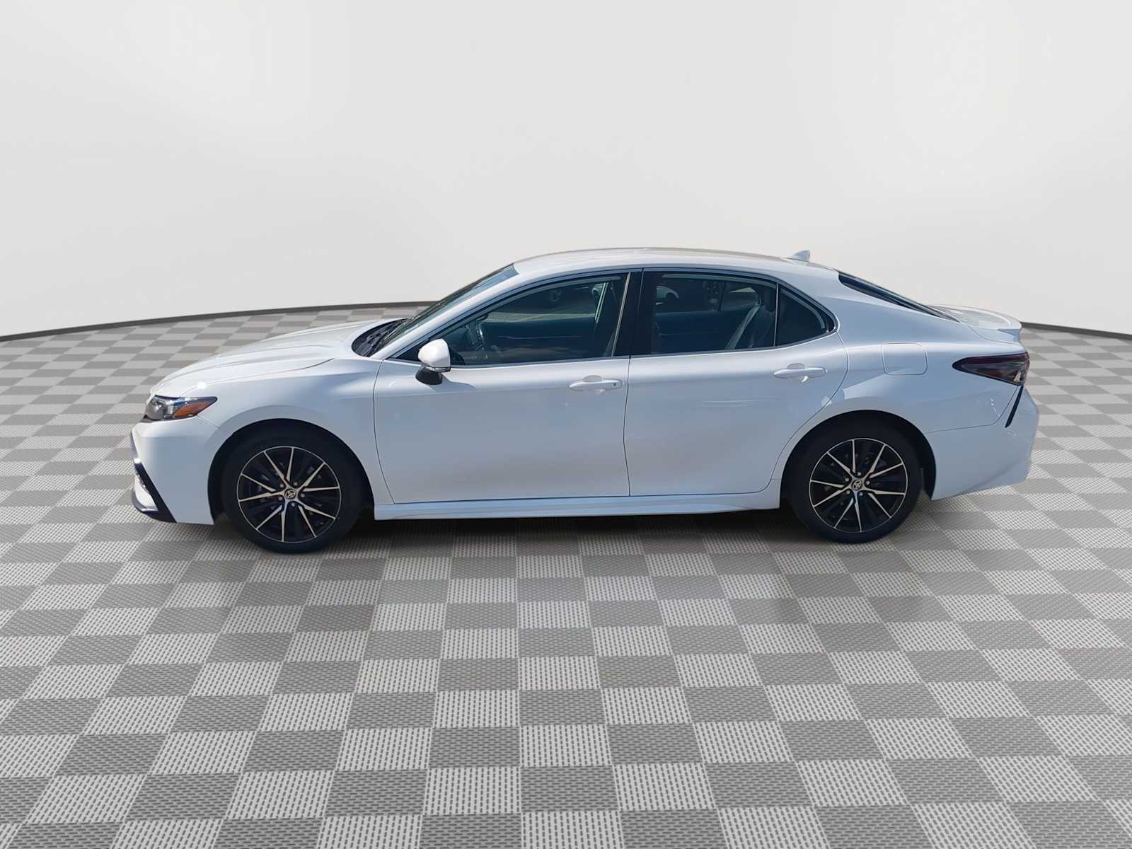 Thumbnail: 2024 Toyota Camry - 5