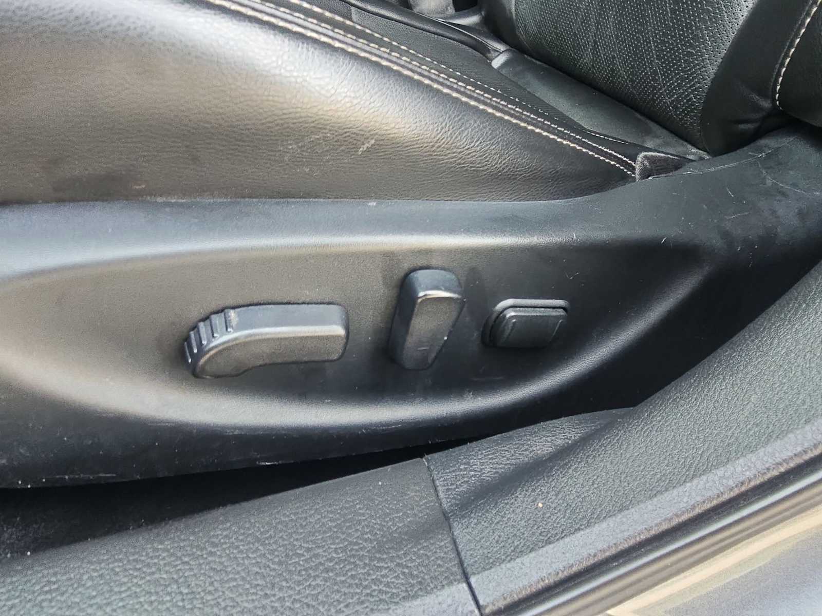 Thumbnail: 2019 Nissan Maxima - 17