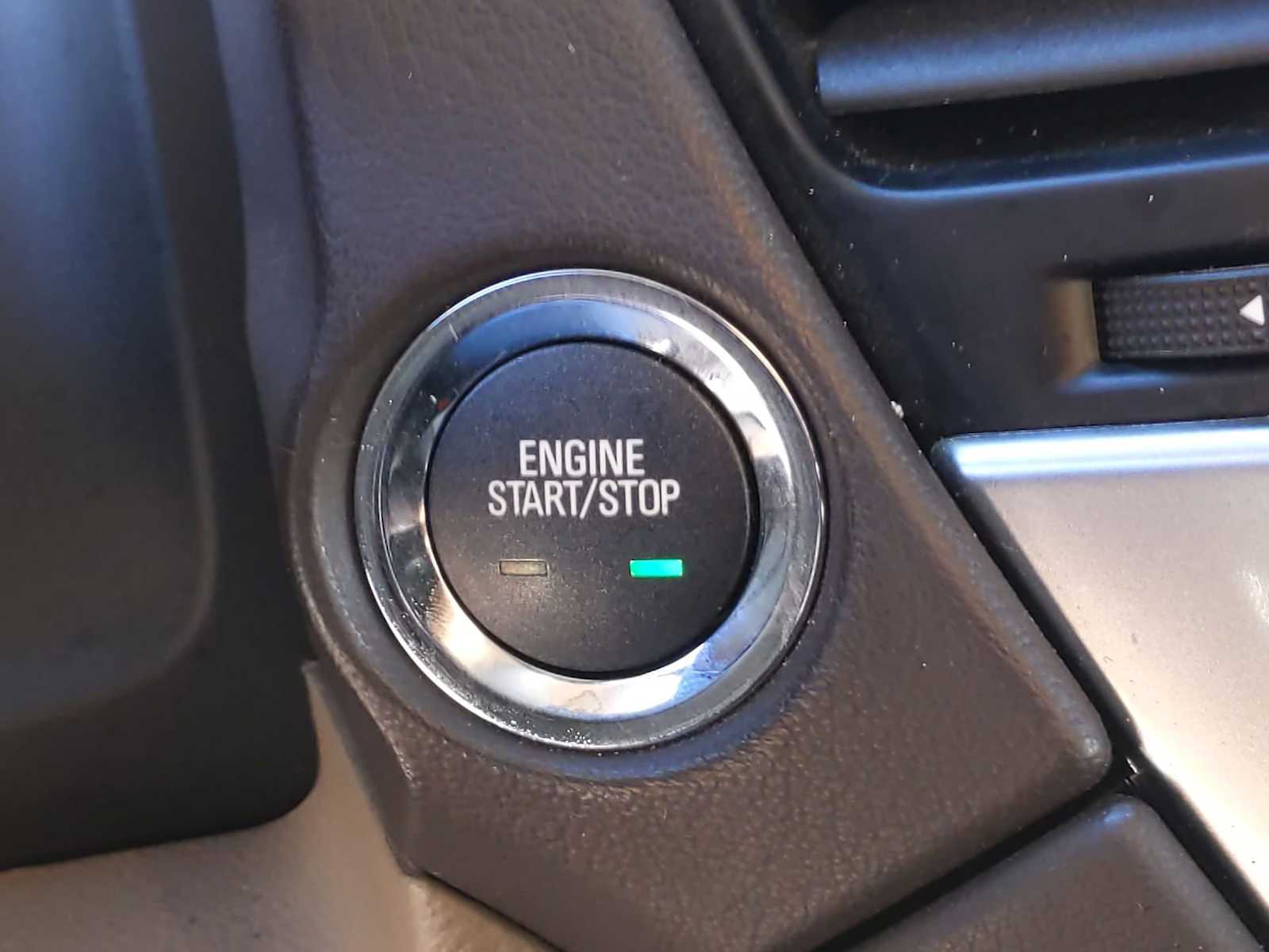 Thumbnail: 2019 Chevrolet Tahoe - 16