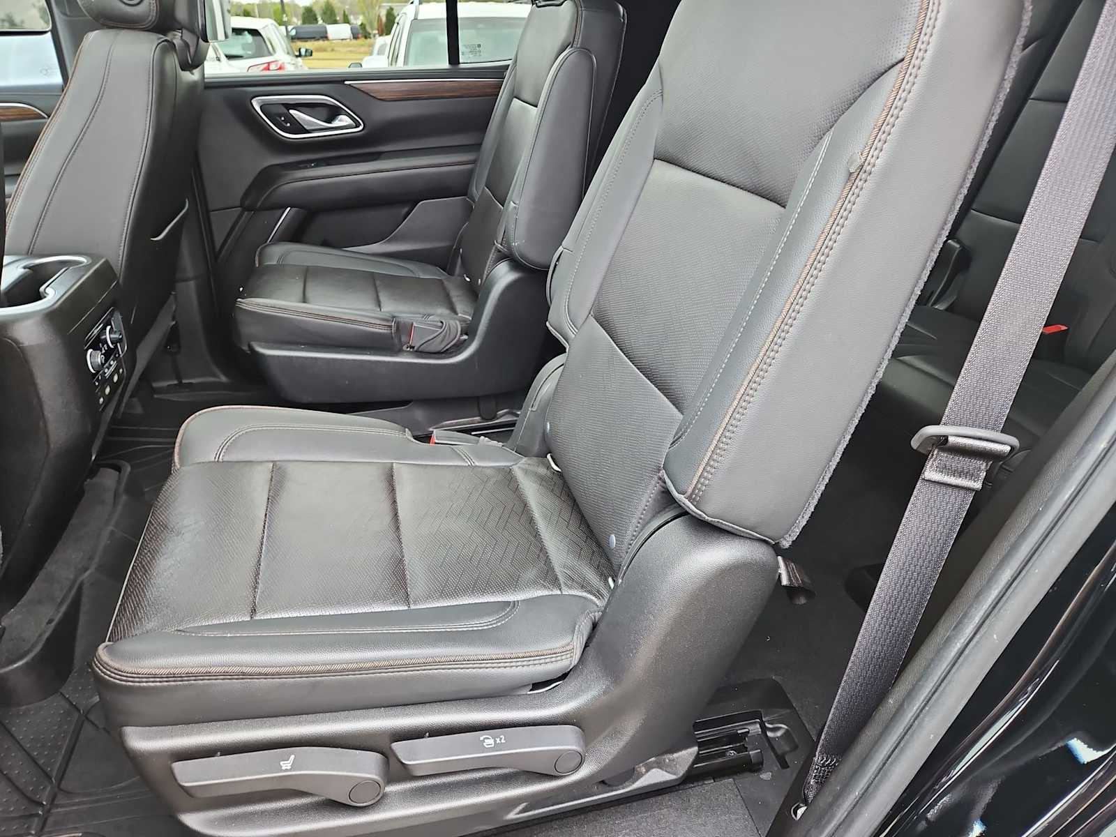 Thumbnail: 2021 Chevrolet Tahoe - 21