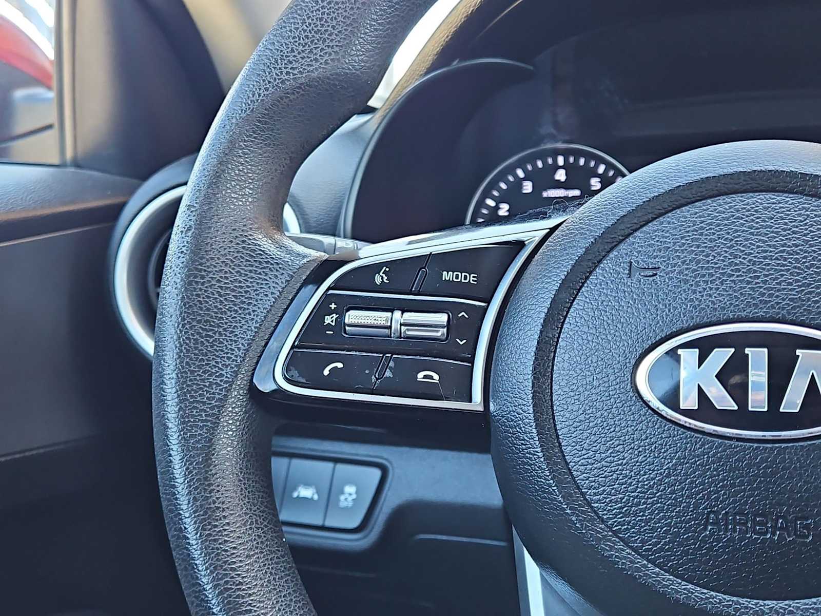 Thumbnail: 2021 Kia Forte - 24