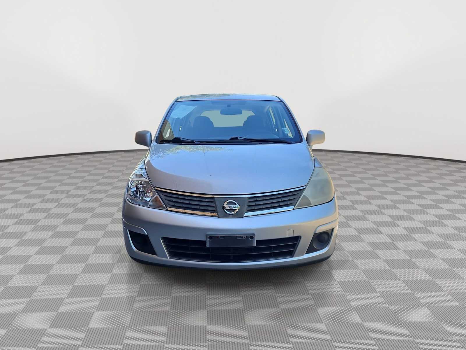 Thumbnail: 2008 Nissan Versa - 3