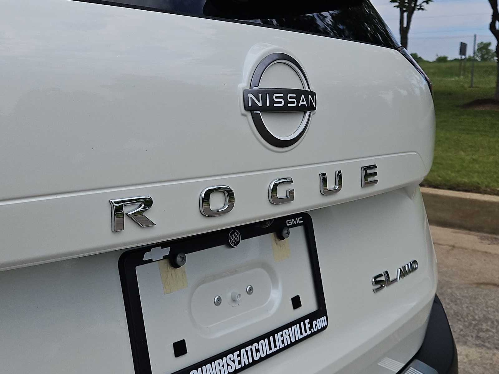 Thumbnail: 2023 Nissan Rogue - 23