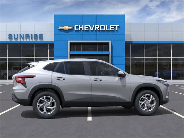 Thumbnail: 2026 Chevrolet Trax - 6