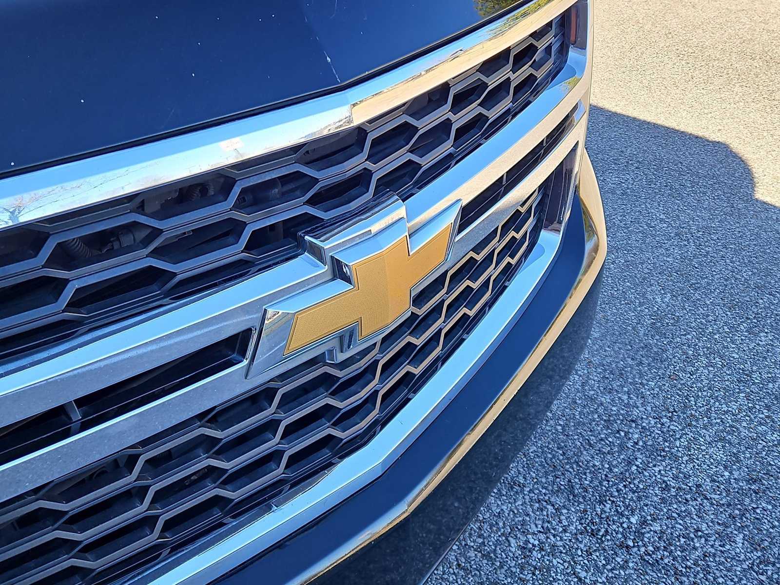 Thumbnail: 2017 Chevrolet Tahoe - 11