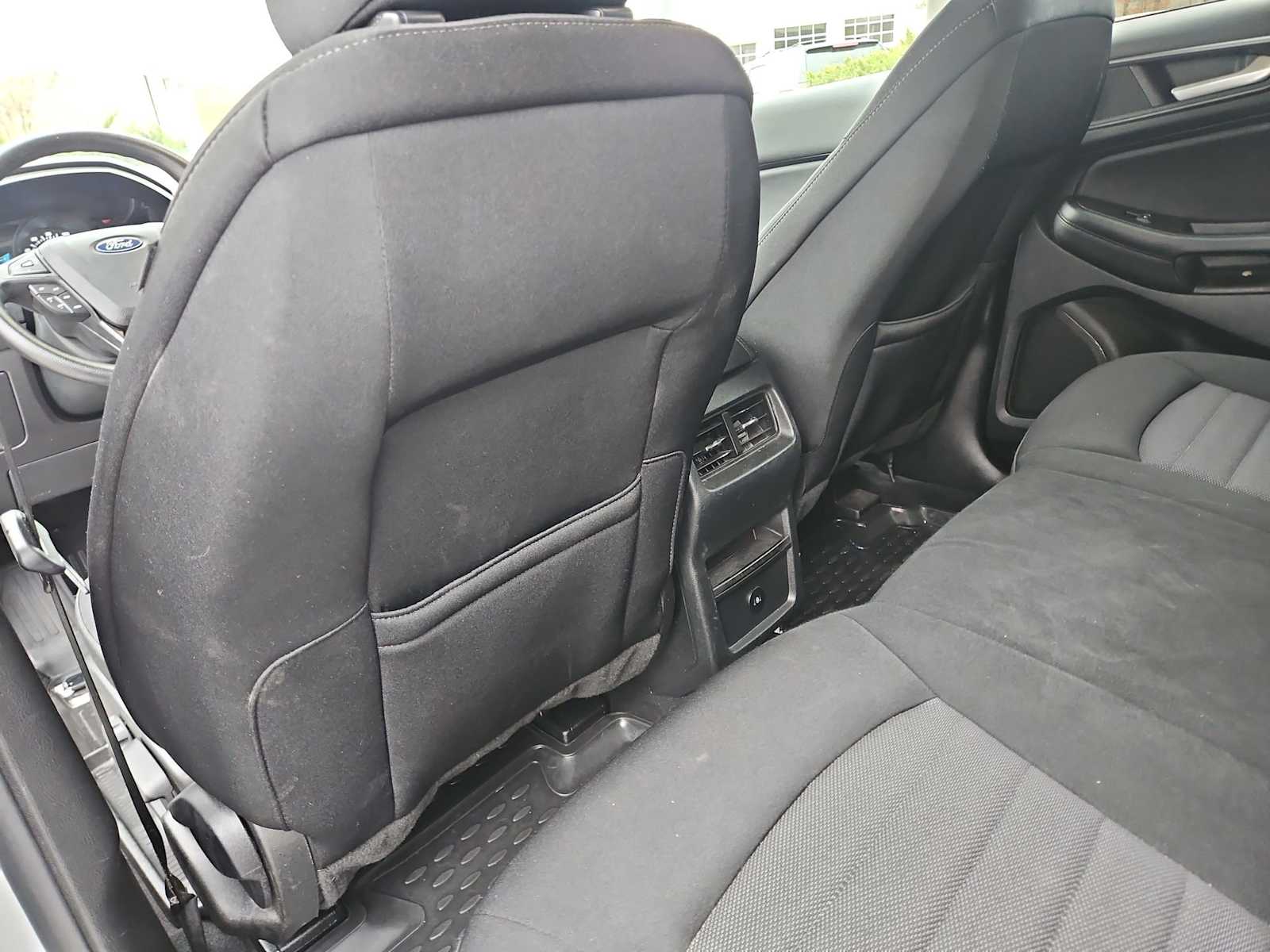 Thumbnail: 2023 Ford Edge - 18