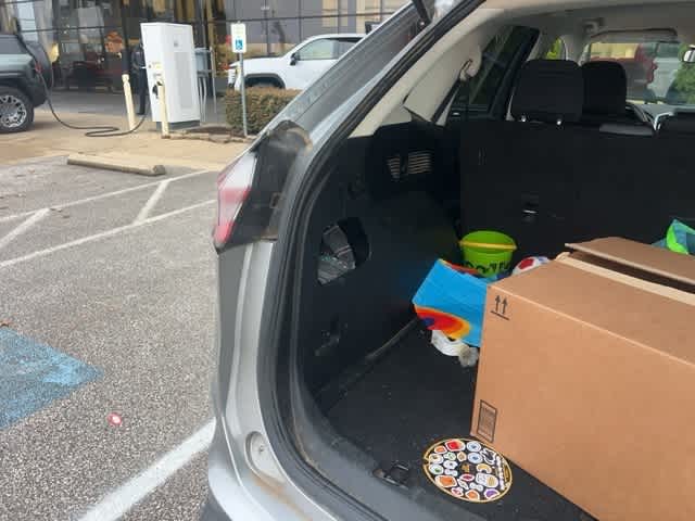 Thumbnail: 2023 Ford Edge - 9