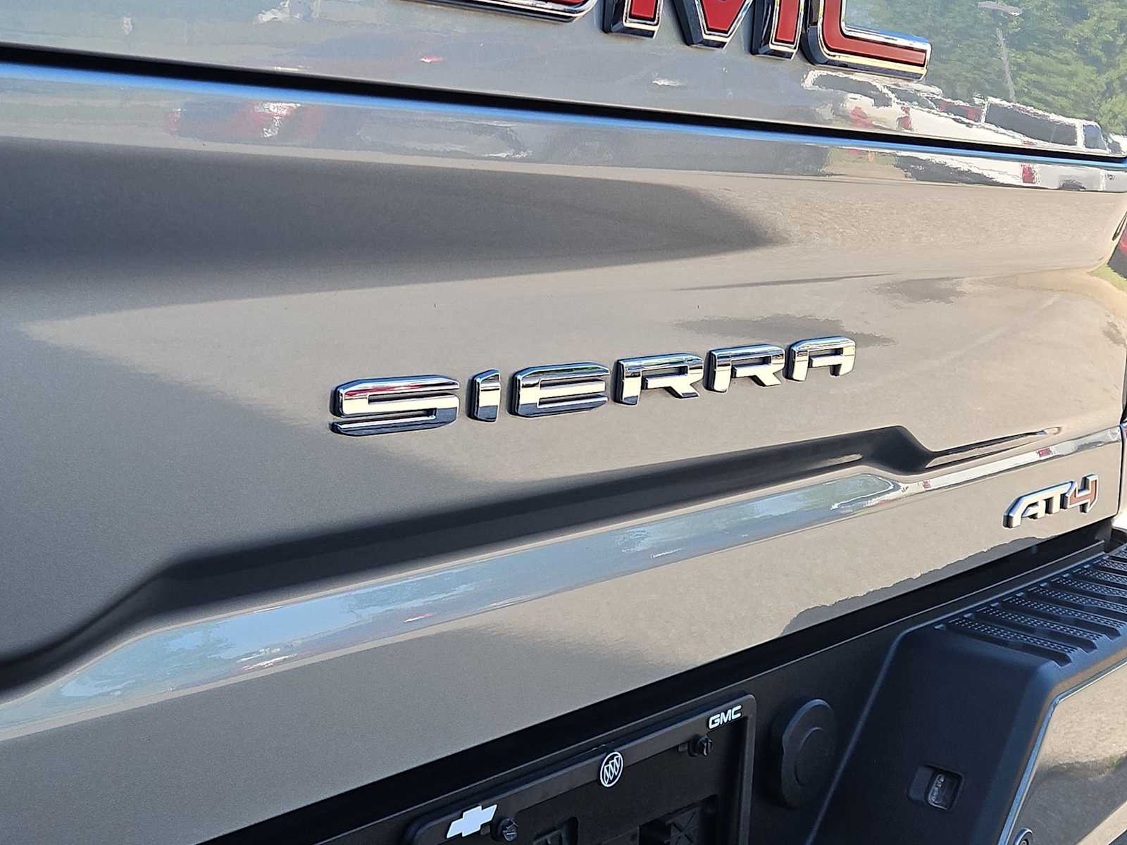 Thumbnail: 2025 GMC Sierra 2500 - 13