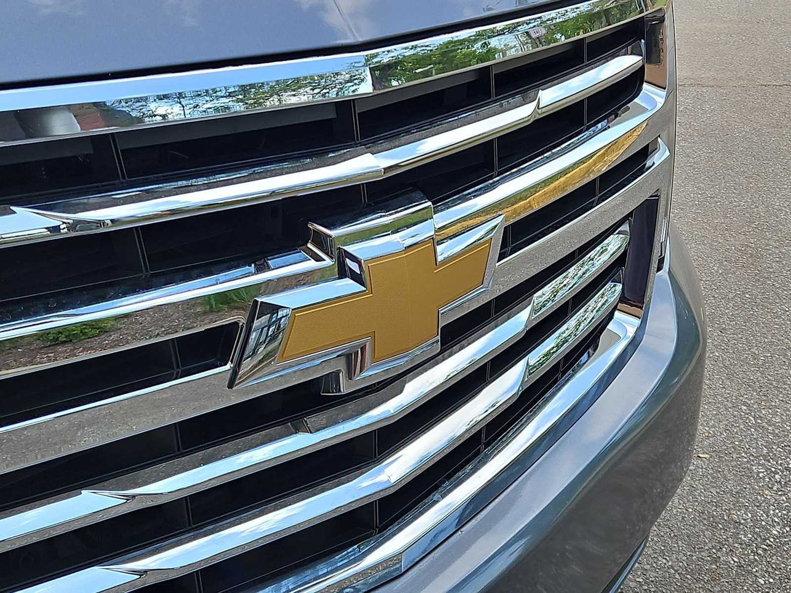 Thumbnail: 2020 Chevrolet Tahoe - 12