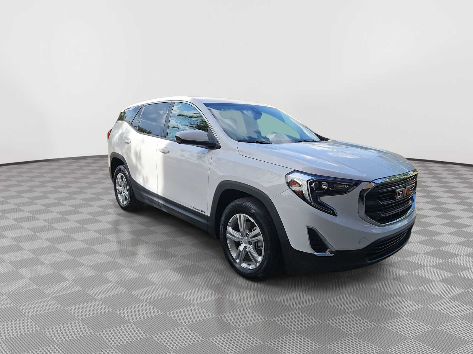 Thumbnail: 2020 GMC Terrain - 2