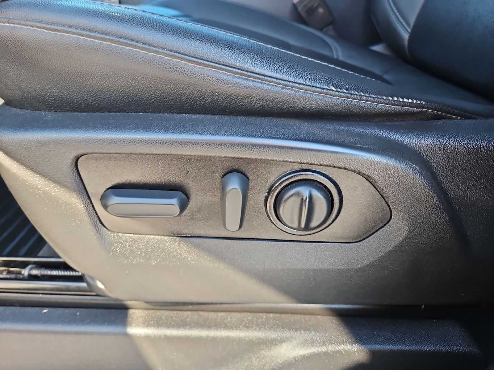 Thumbnail: 2022 Chevrolet Silverado 1500 - 17