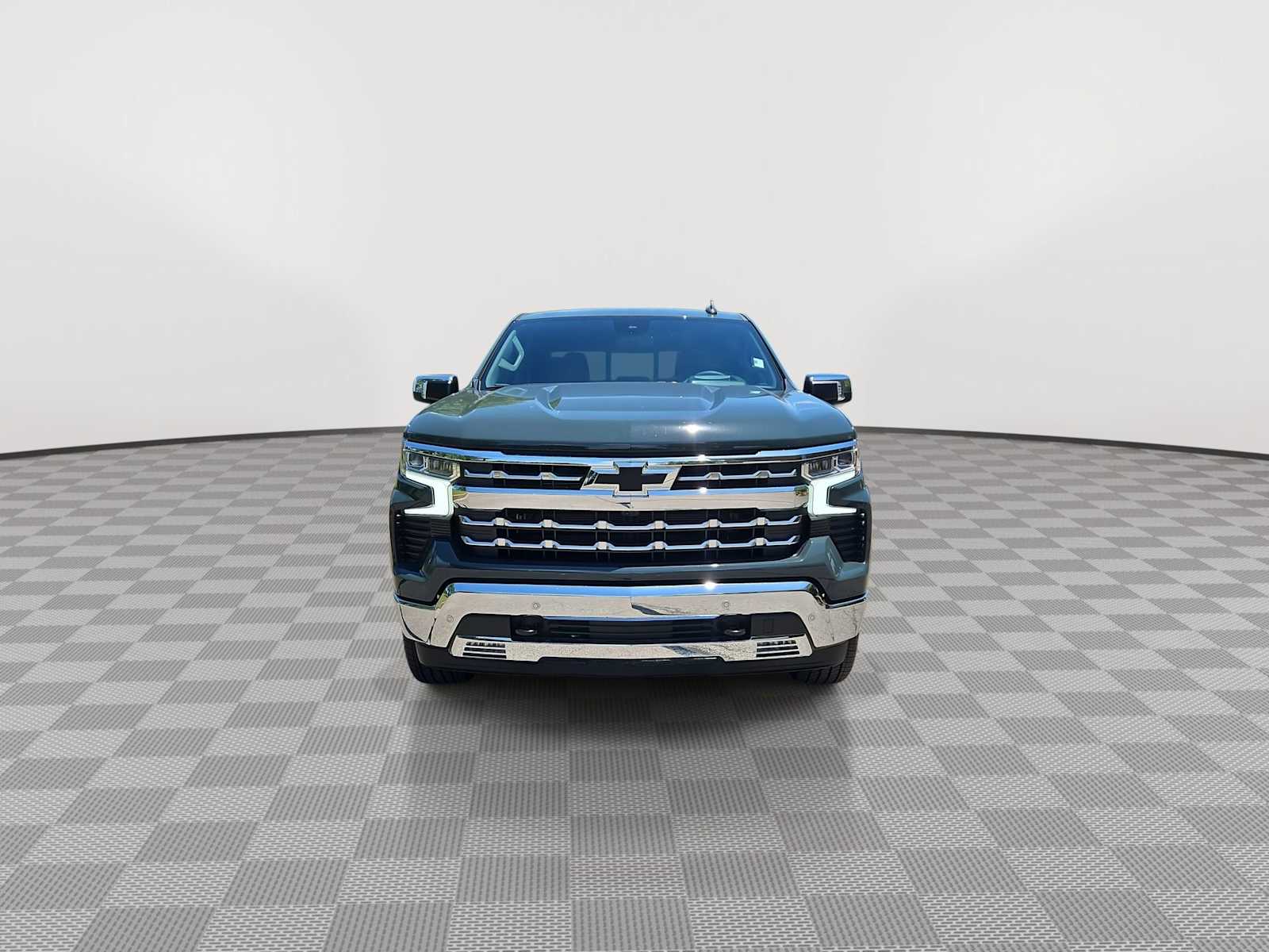 Thumbnail: 2026 Chevrolet Silverado 1500 - 3