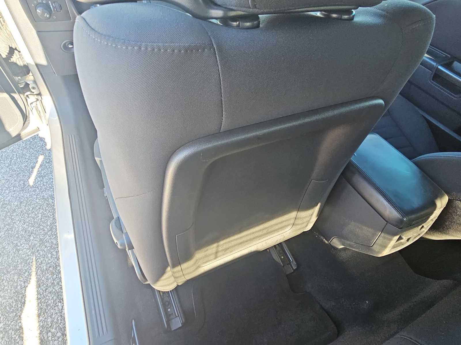 Thumbnail: 2010 Dodge Challenger - 19