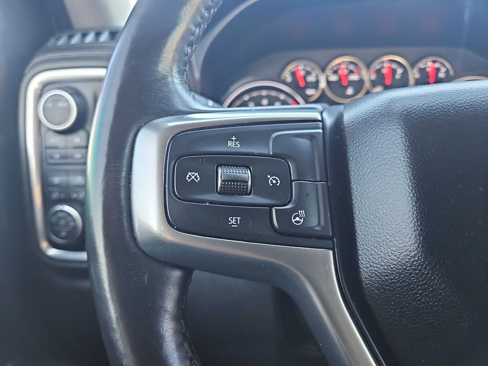 Thumbnail: 2022 Chevrolet Silverado 1500 - 24