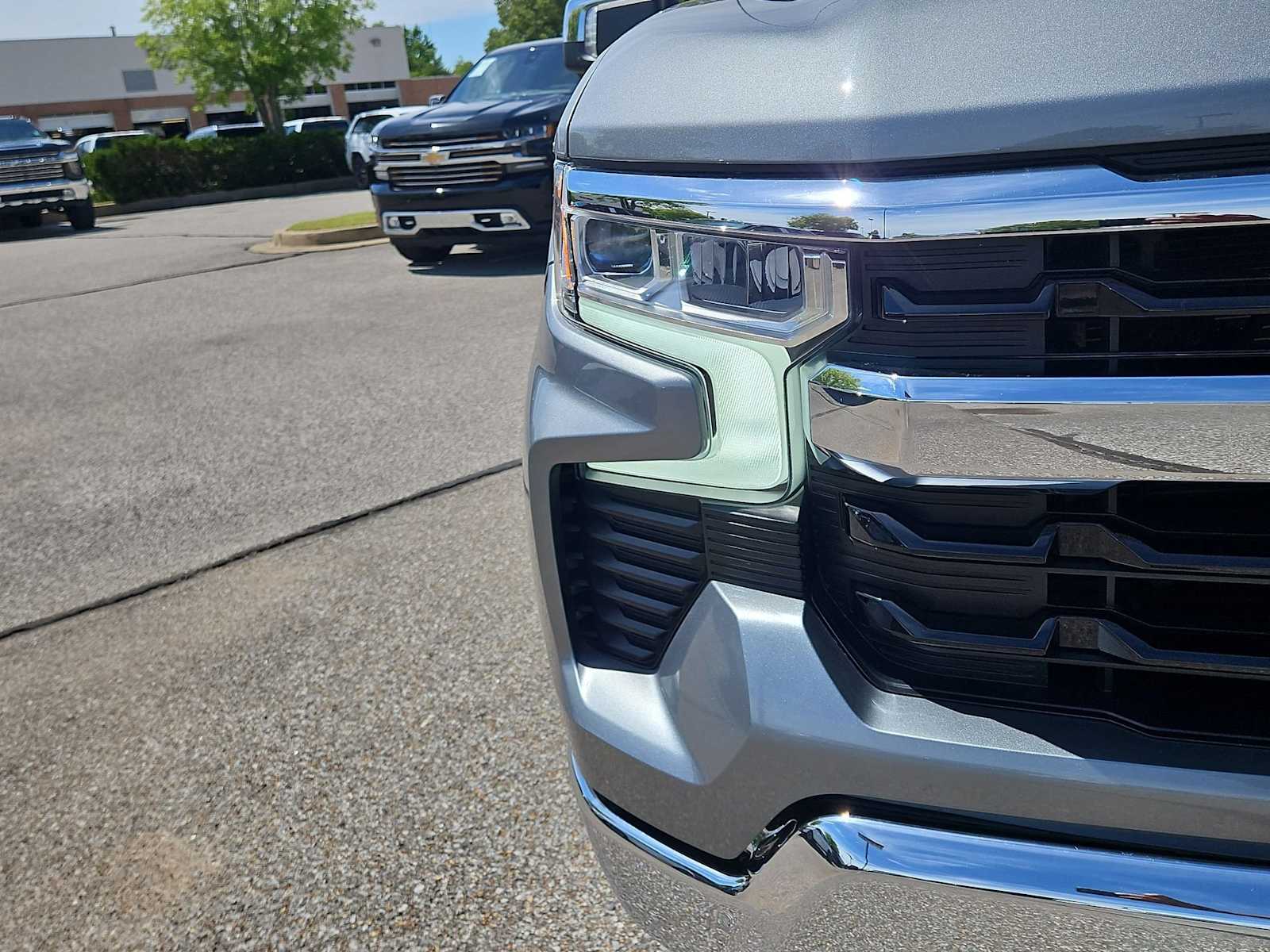 Thumbnail: 2023 Chevrolet Silverado 1500 - 11