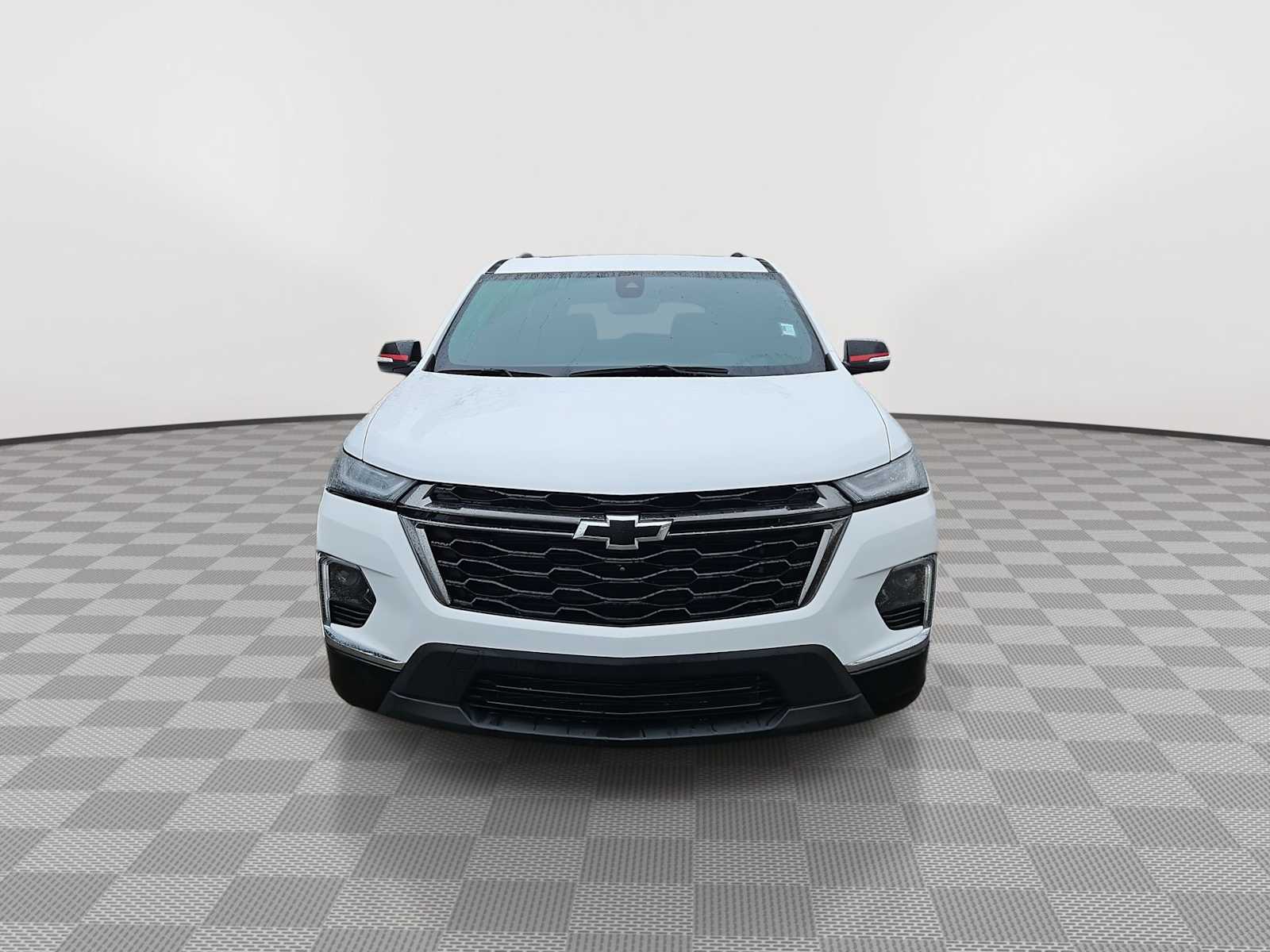 Thumbnail: 2023 Chevrolet Traverse - 3