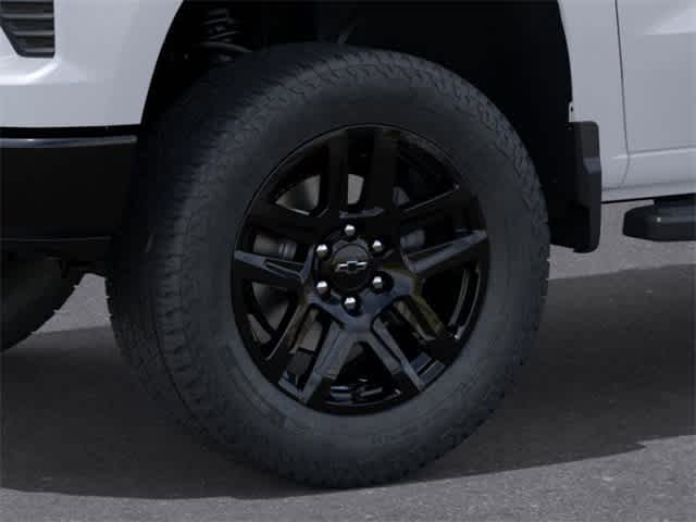 Thumbnail: 2026 Chevrolet Silverado 1500 - 9