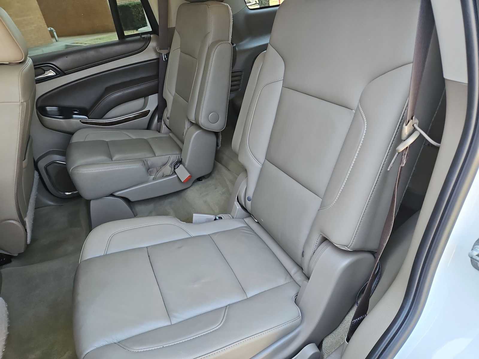 Thumbnail: 2018 Chevrolet Tahoe - 21