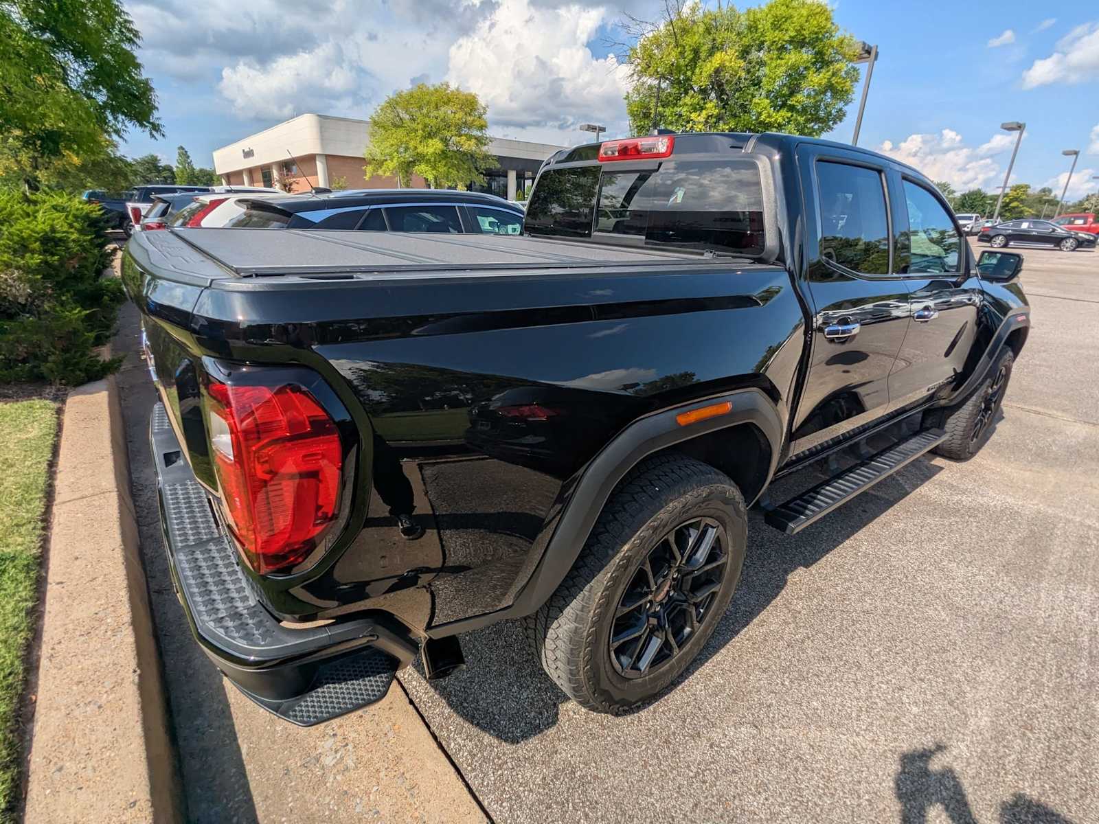 Thumbnail: 2023 GMC Canyon - 4